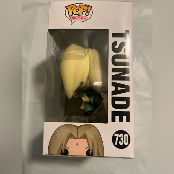 Funko Pop! Anime: Naruto Shippuden Lady Tsunade Vinyl Figure 730 (small defect) - Picture 3 of 6